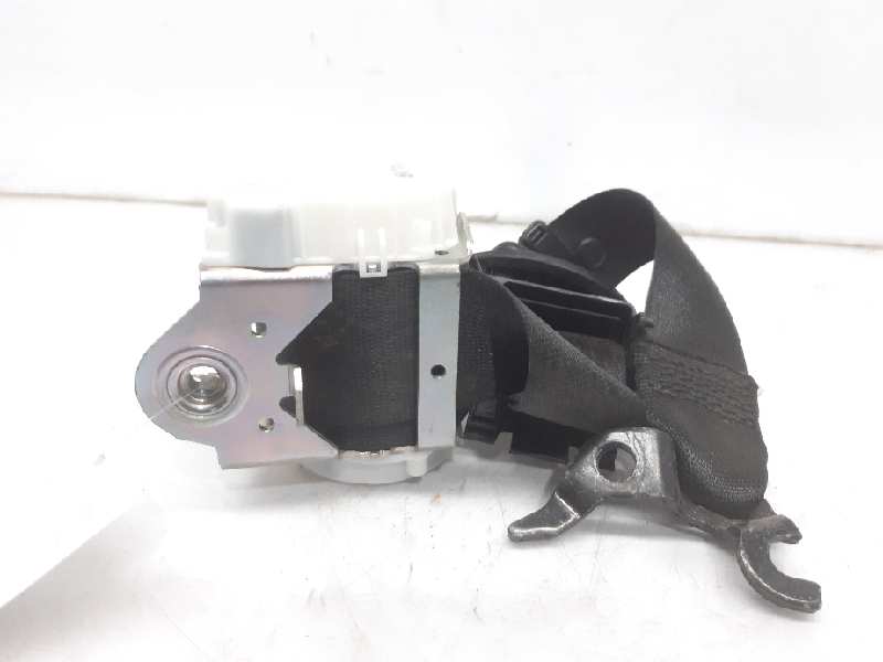 BMW 1 Series E81/E82/E87/E88 (2004-2013) Front Left Seatbelt 330598483 18485284