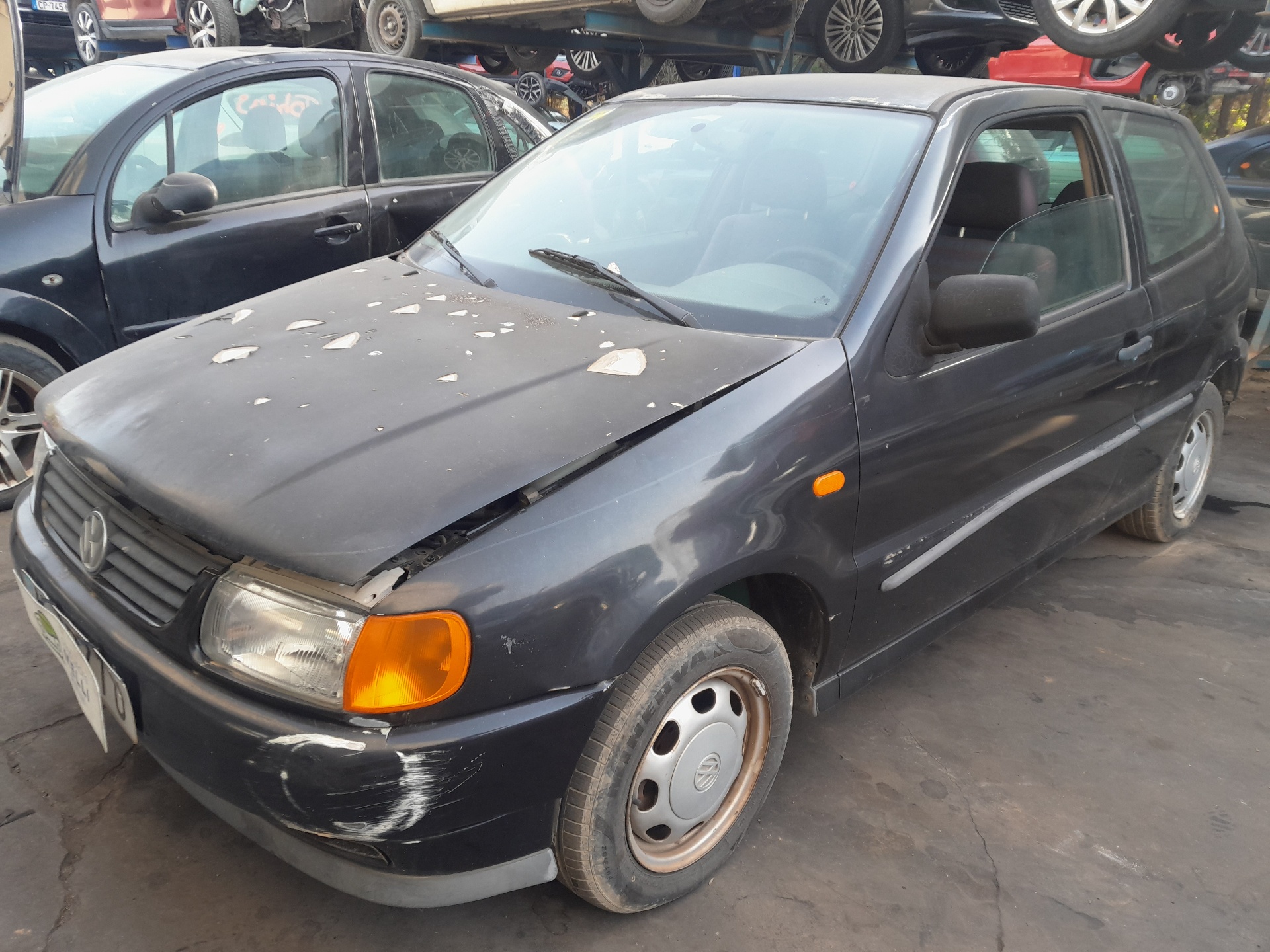 VOLKSWAGEN Polo 3 generation (1994-2002) Priekinės kairės durys 6N3831055M 22343496