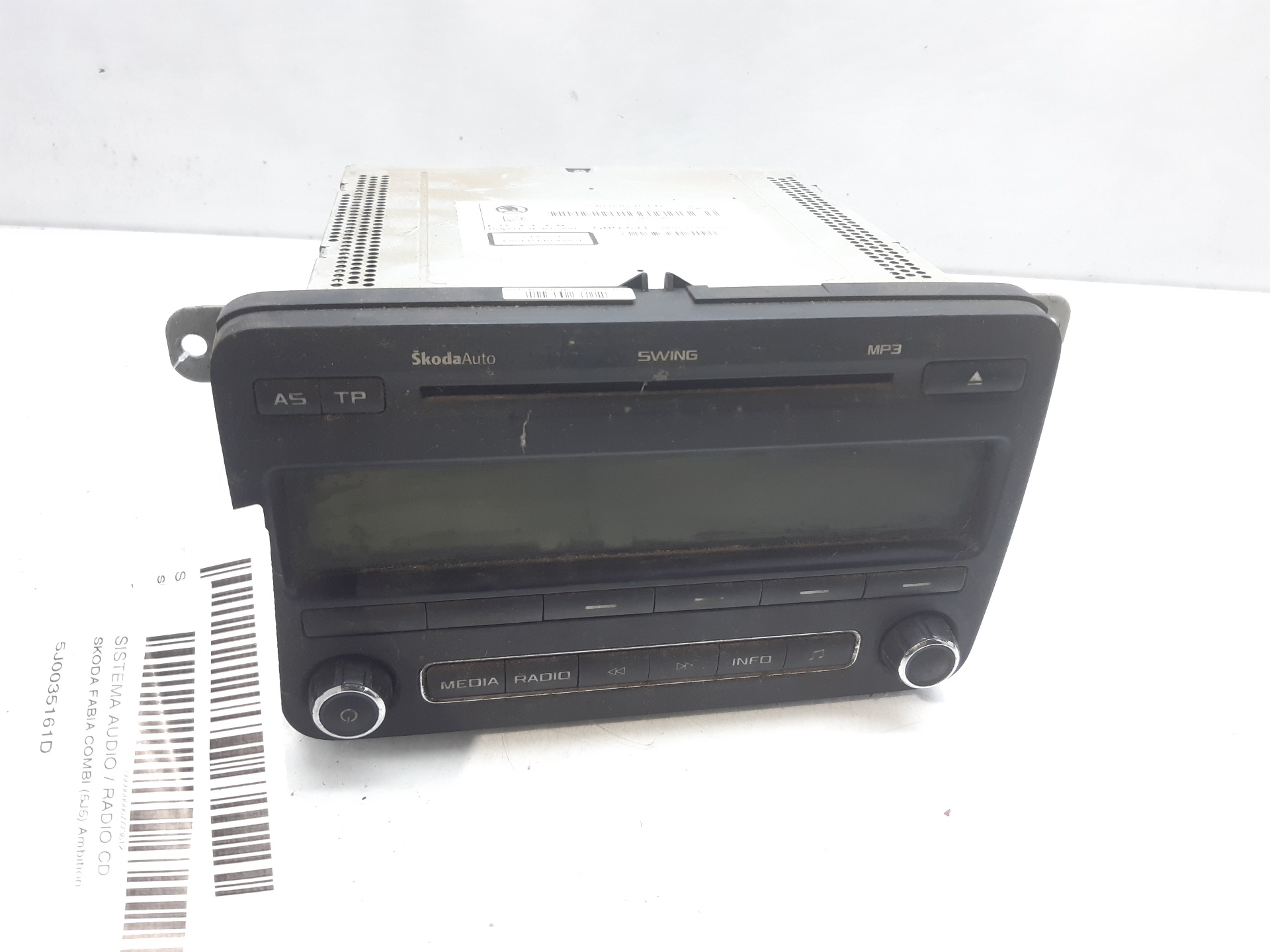 SKODA Octavia 1 generation (1996-2010) Music Player Without GPS 5J0035161D 22465594