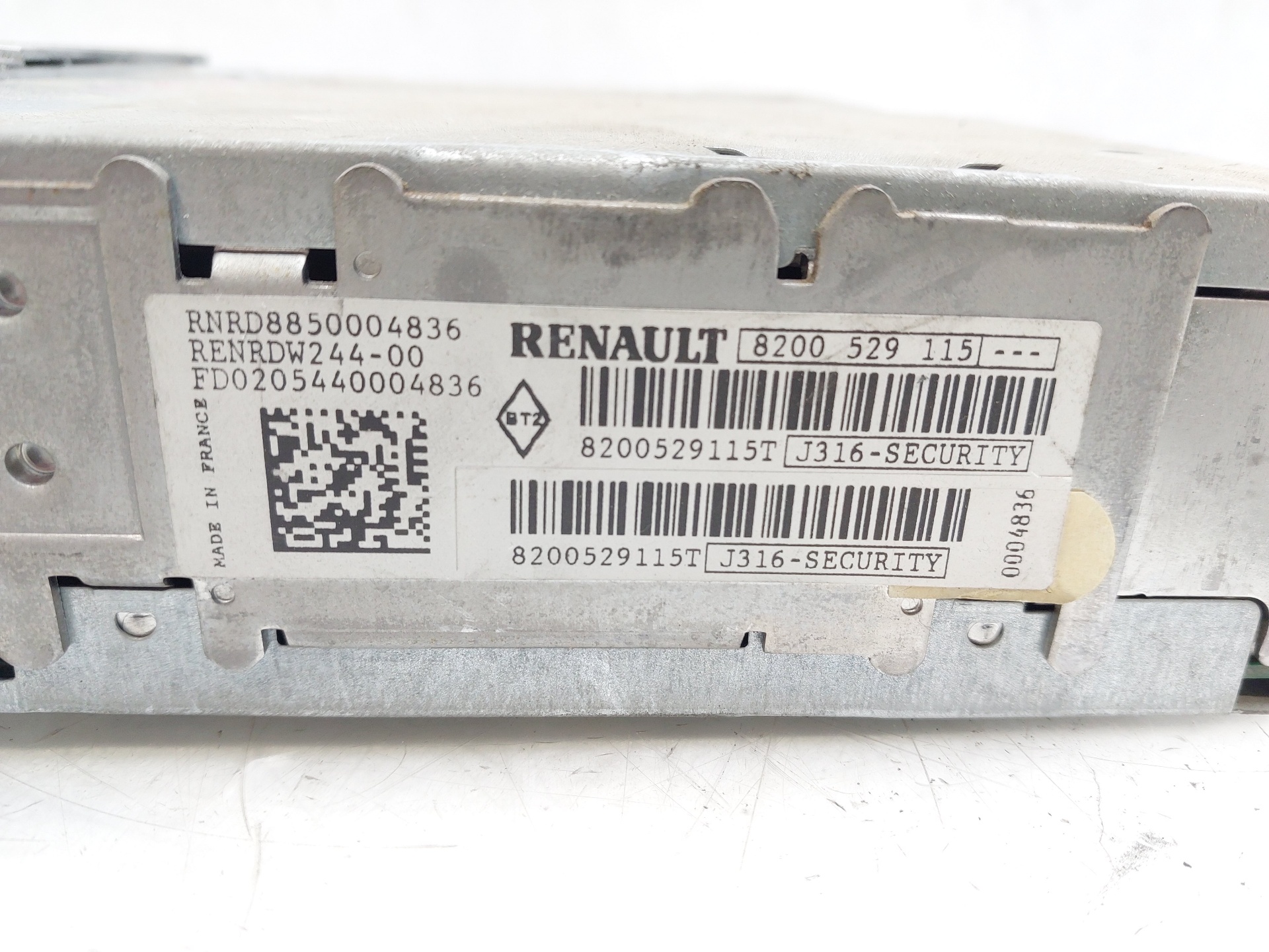 RENAULT Modus 1 generation (2004-2012) Music Player Without GPS 8200529115T 25100750