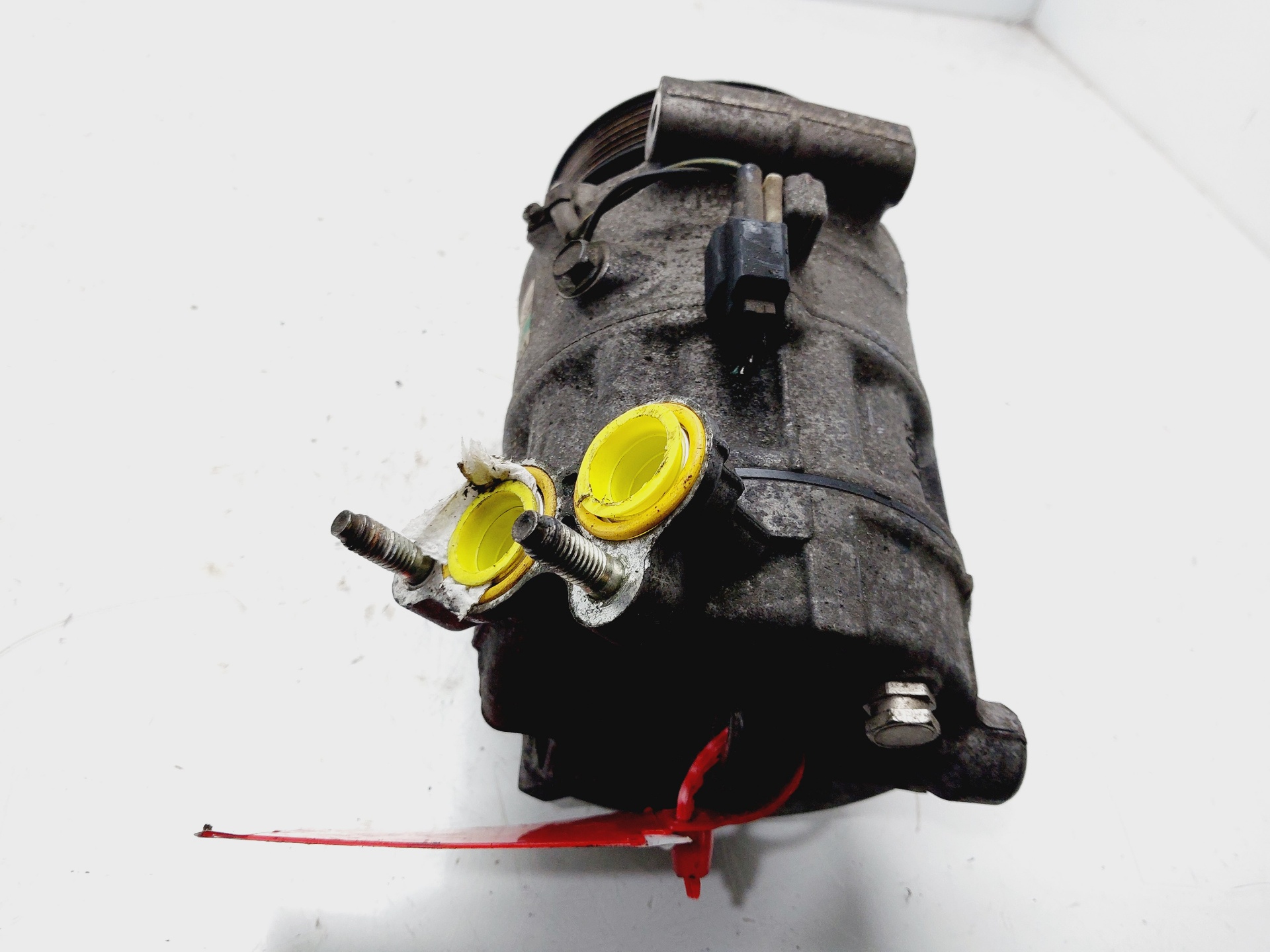 VOLVO V40 2 generation (2012-2020) Помпа кондиціонера 31291251 27374111