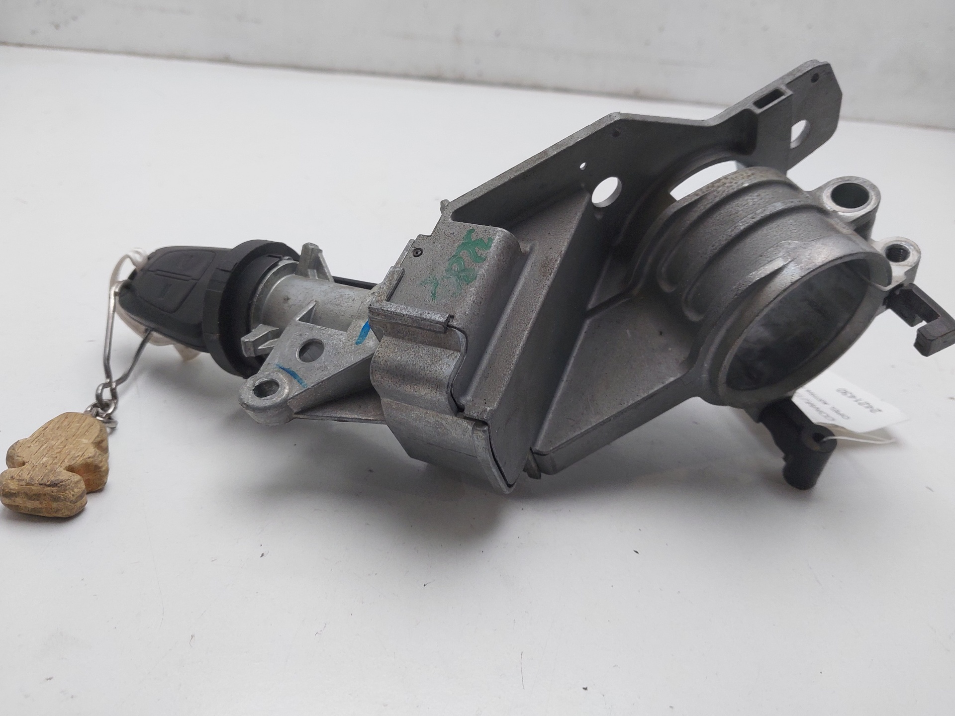 OPEL Astra J (2009-2020) Замок зажигания 2421430 22347688