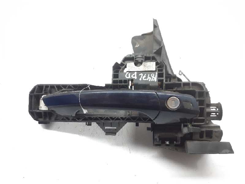 MERCEDES-BENZ C-Class W204/S204/C204 (2004-2015) Front Right Door Exterior Handle 2047601234 18481165