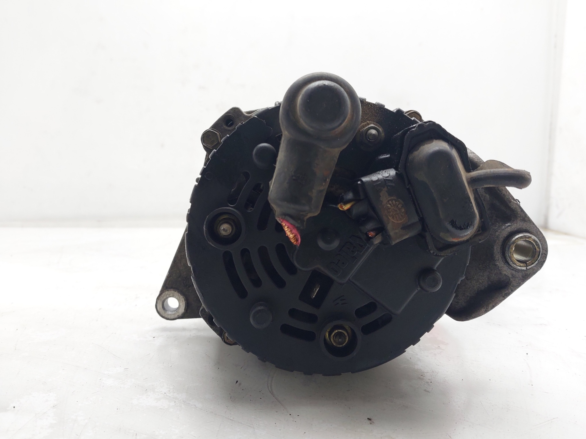 SUBARU Megane 1 generation (1995-2003) Alternator 7700857073 24947601