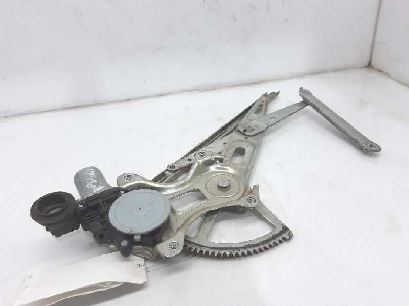 TOYOTA RAV4 2 generation (XA20) (2000-2006) Front Right Door Window Regulator 6980142050 24883138