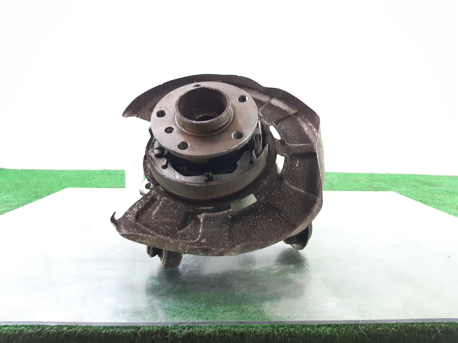 BMW X6 E71/E72 (2008-2012) Rear Right Wheel Hub 33326879102 18667438