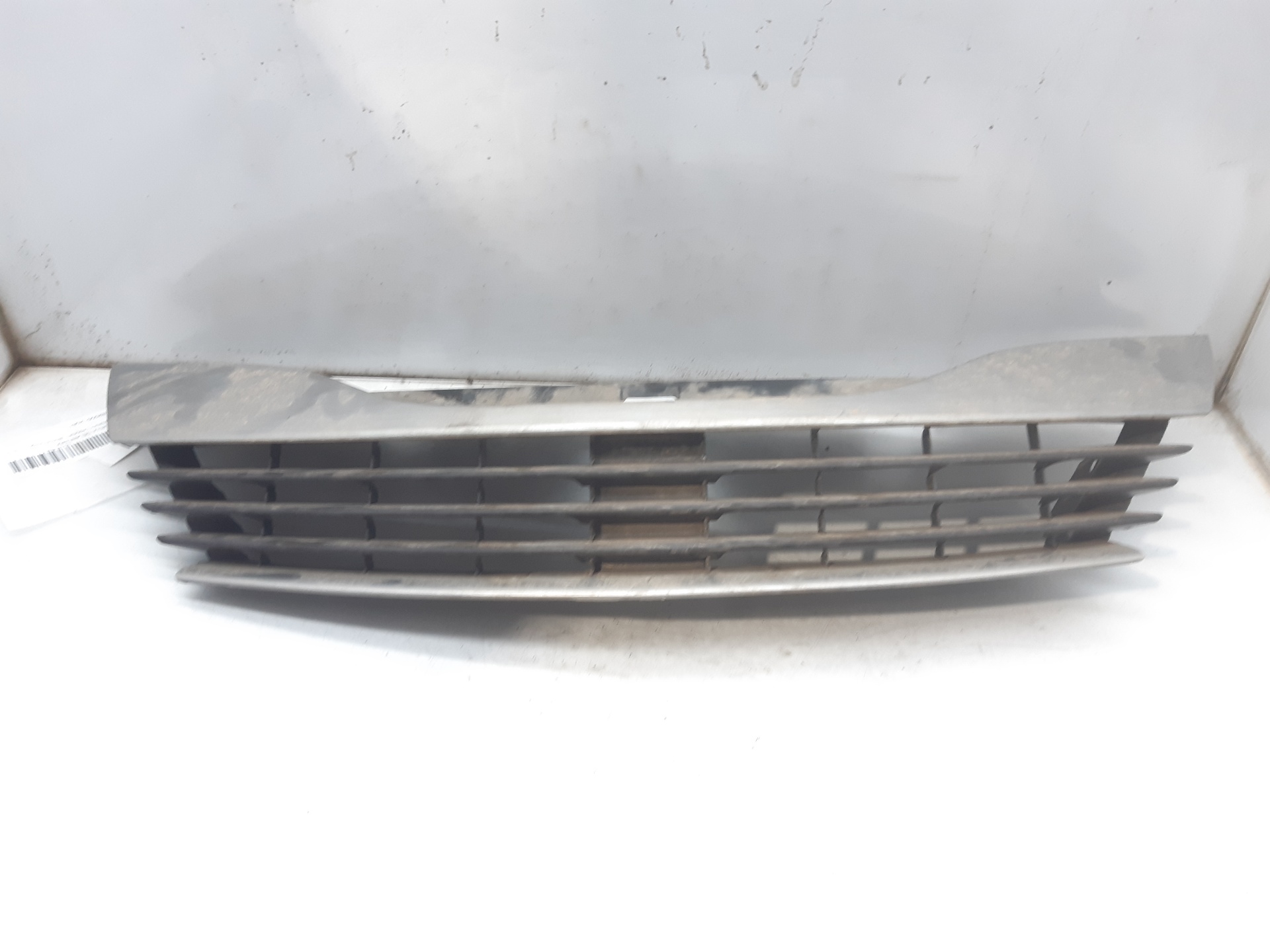 RENAULT Laguna 2 generation (2001-2007) Решетка радиатора 8200012581 18801270