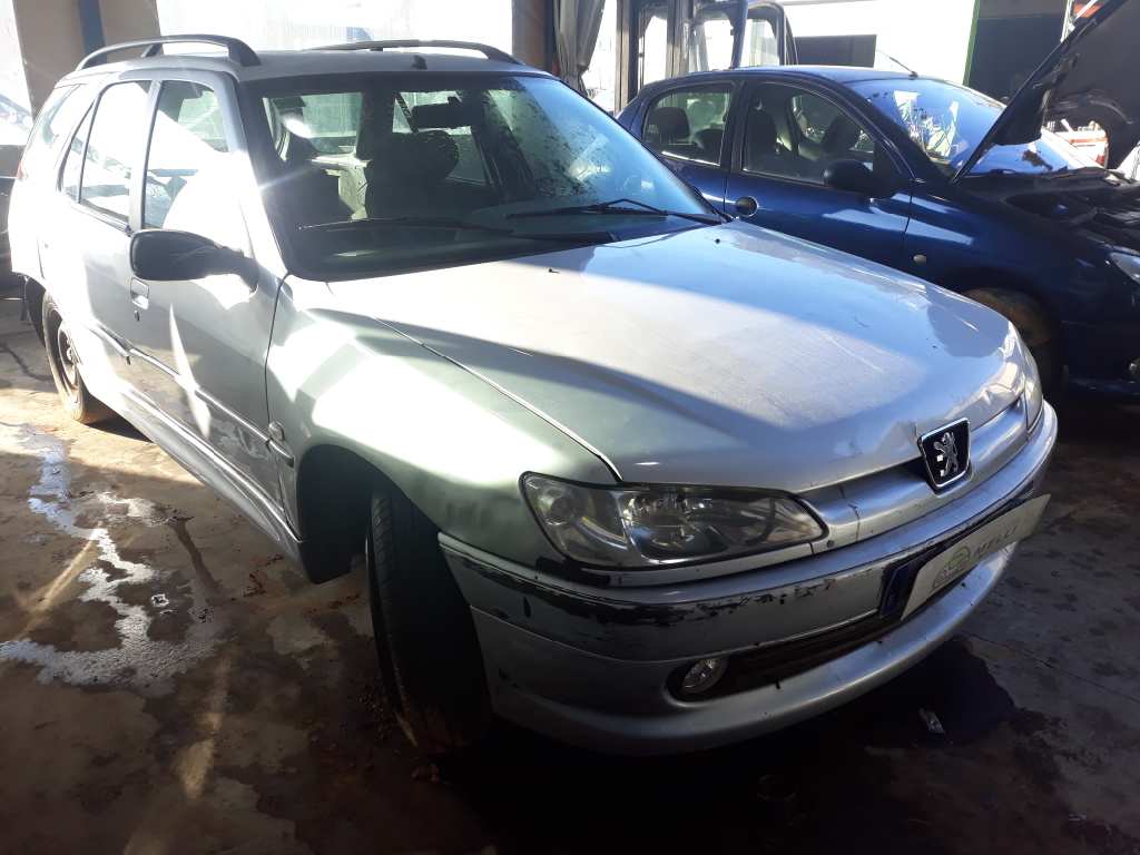 PEUGEOT 306 1 generation (1993-2002) Впускной коллектор 9642405280 18458943