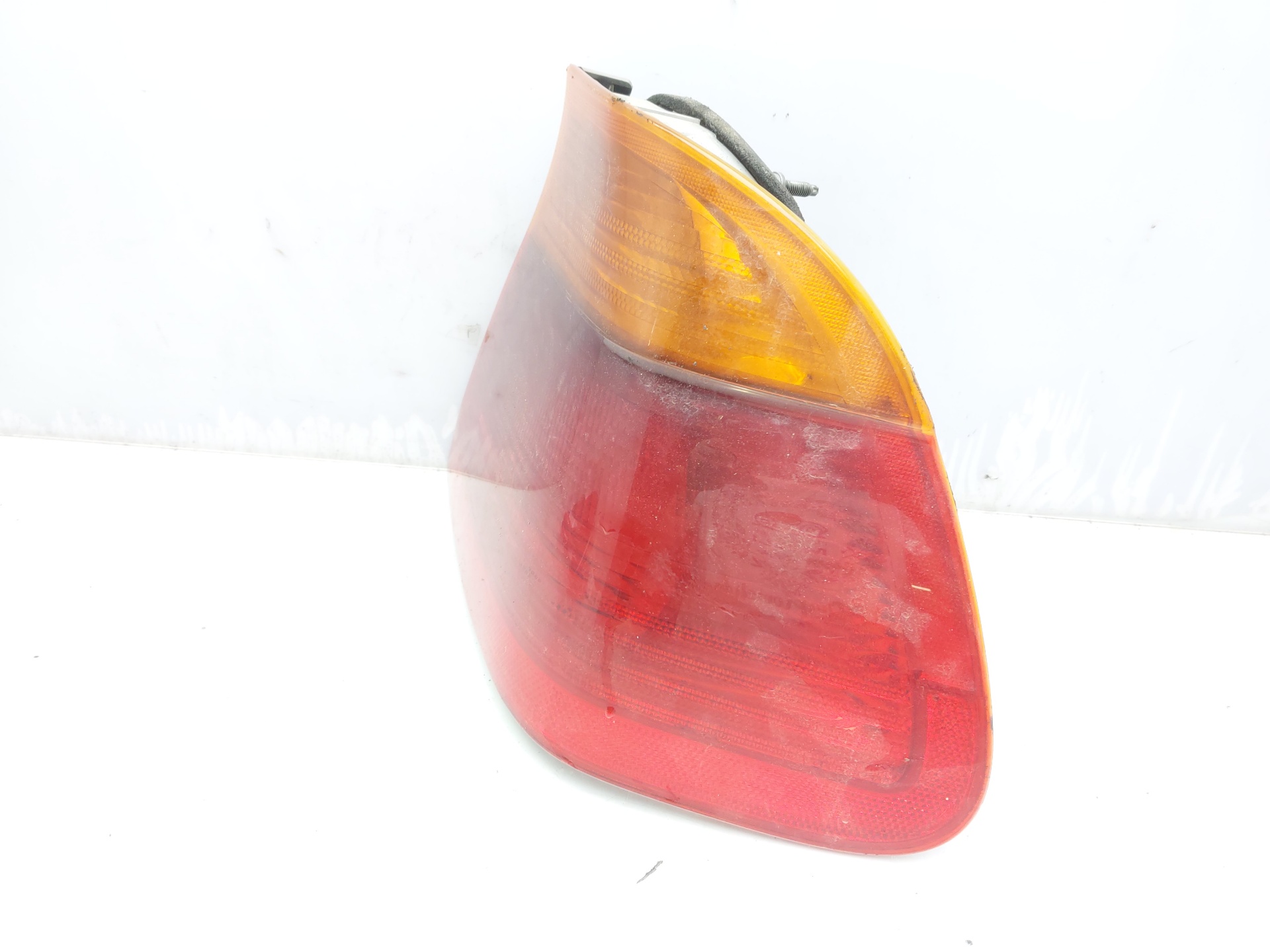 BMW 3 Series E46 (1997-2006) Rear Right Taillight Lamp 8364922 24997439