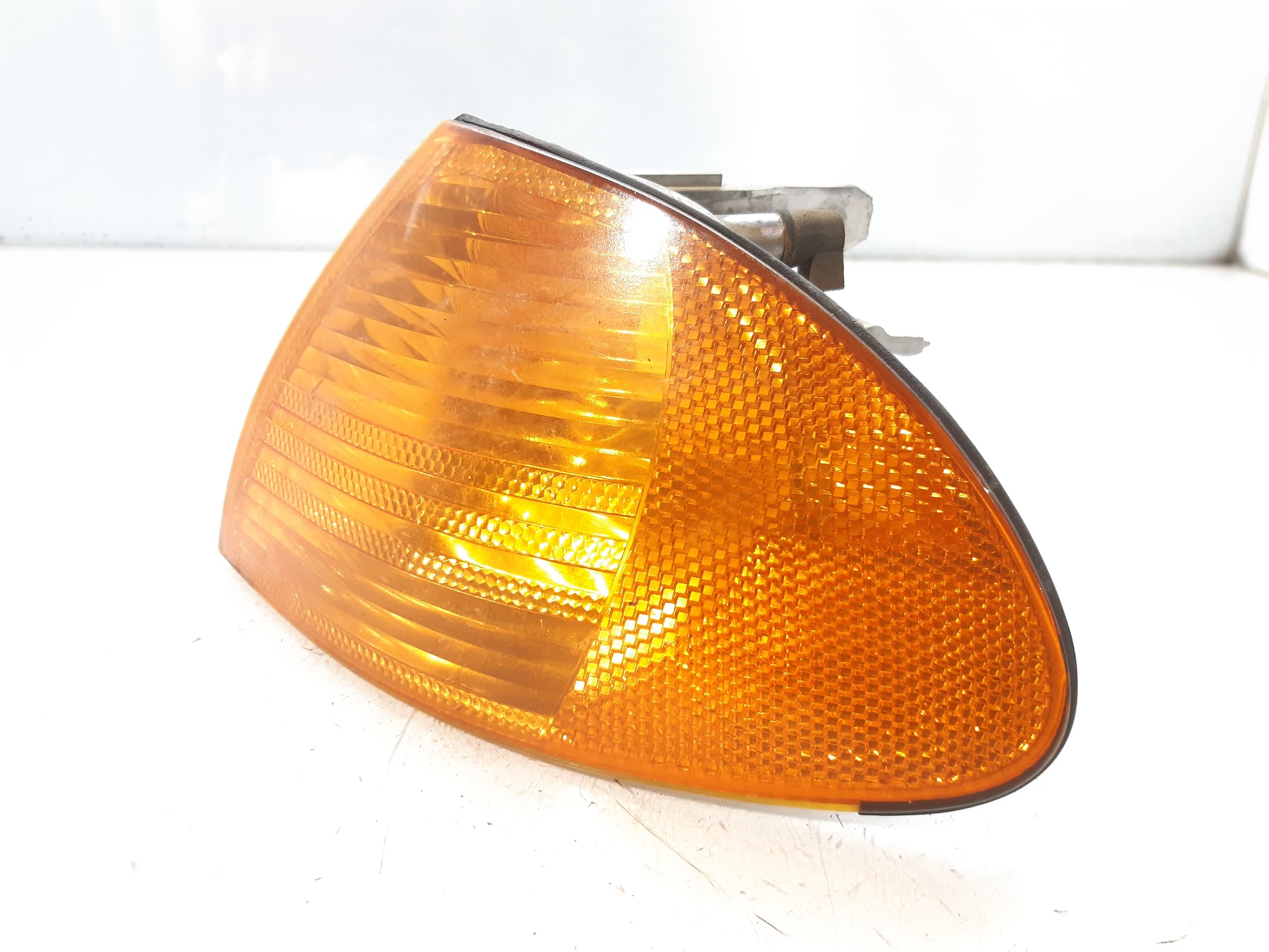 BMW 3 Series E46 (1997-2006) Front left turn light 6902765 22027136