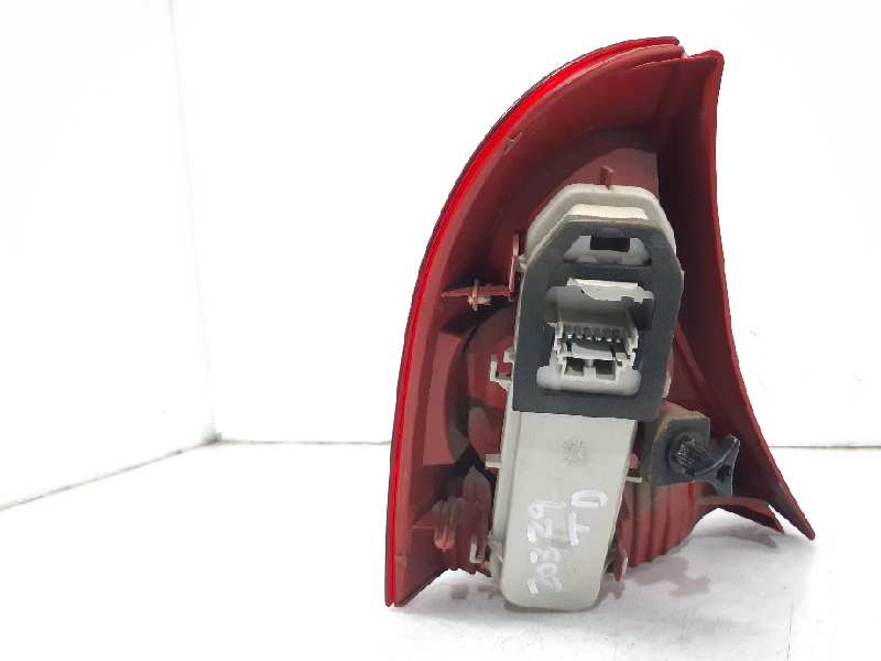 RENAULT Clio 2 generation (1998-2013) Rear Right Taillight Lamp 8200917487 18514596