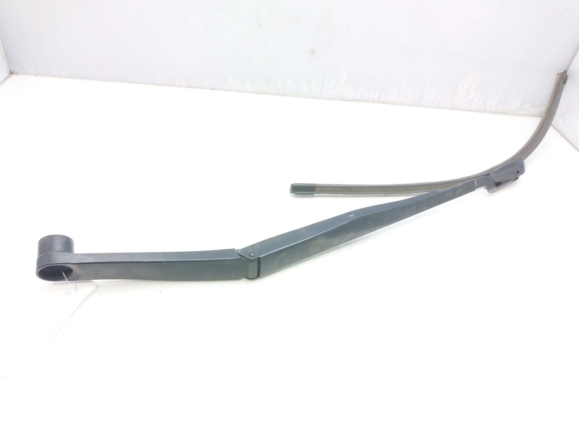 HYUNDAI i40 VF (1 generation) (2011-2020) Front Wiper Arms 983113Z000 24126214