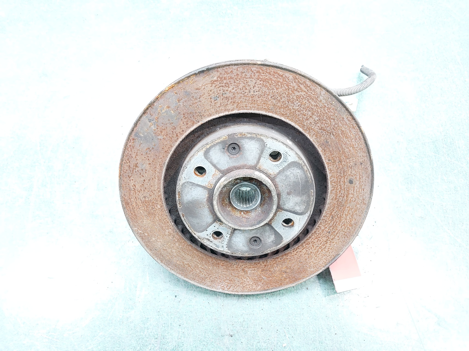 CITROËN C3 1 generation (2002-2010) Front Left Wheel Hub 1607557480 25112202