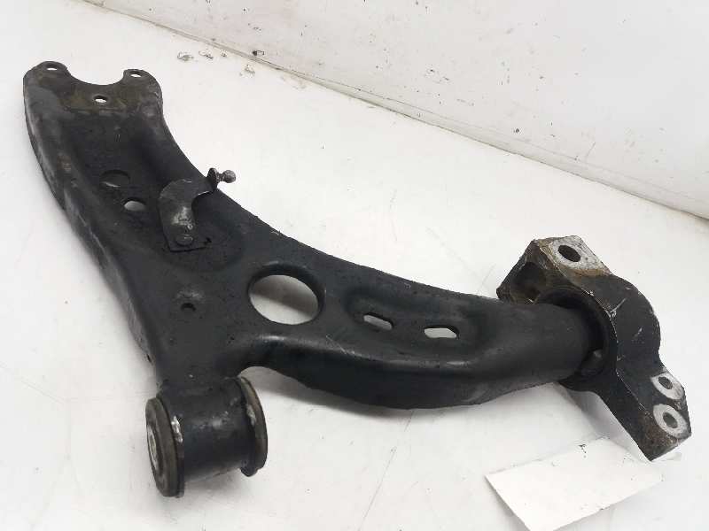 VOLKSWAGEN Passat B7 (2010-2015) Front Left Arm 5N0407151 20187108