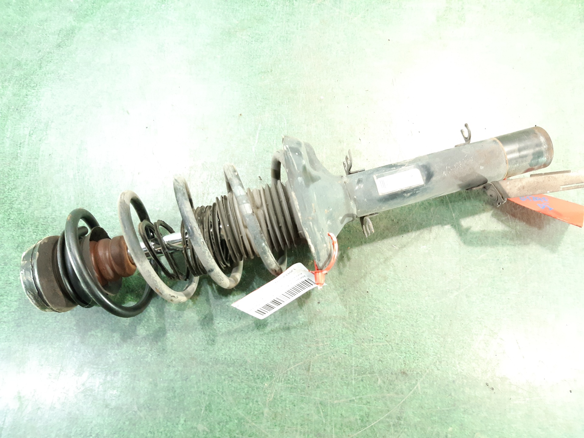 AUDI A3 8L (1996-2003) Front Left Shock Absorber 1J0413031N 22463301