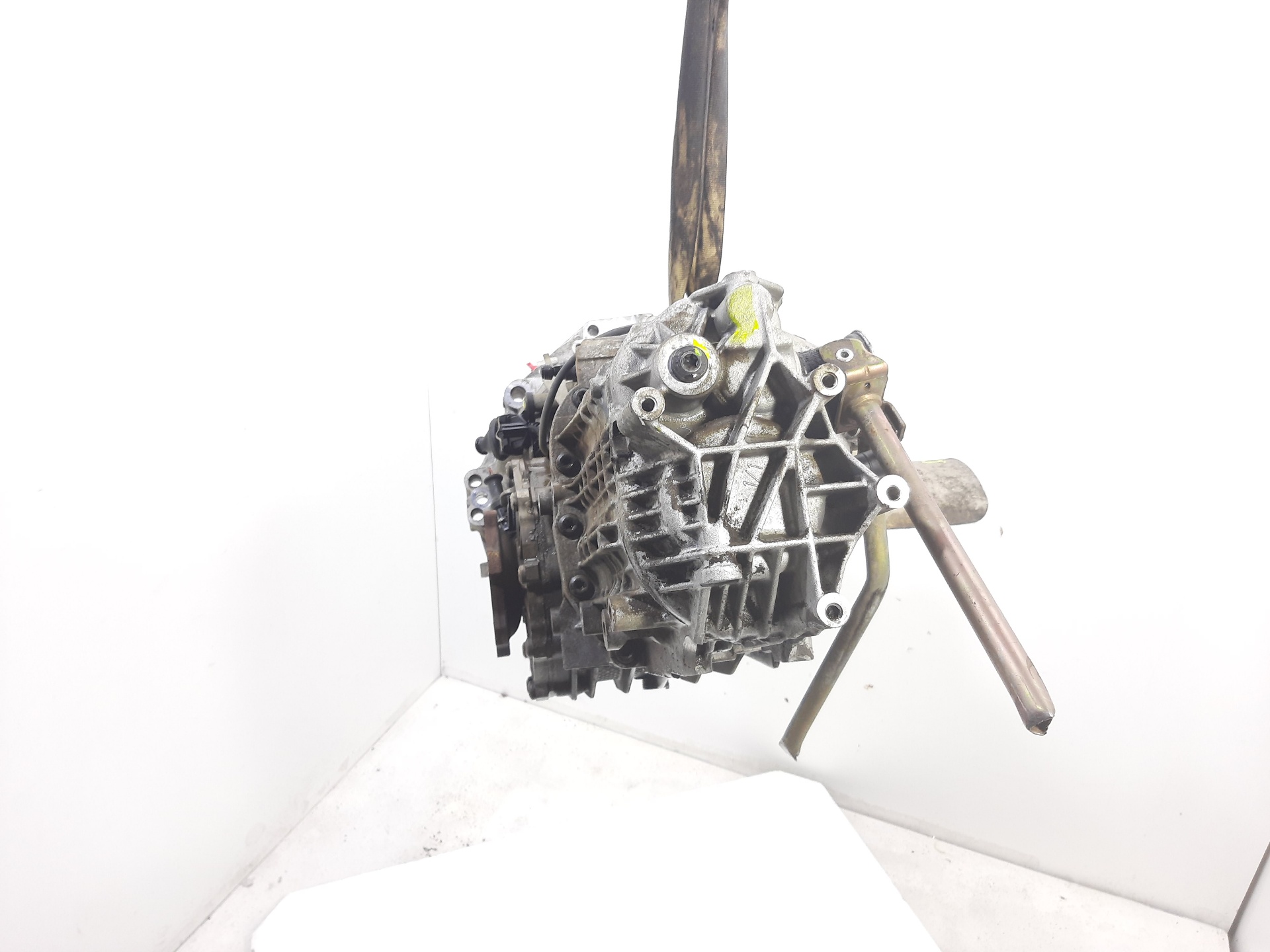 VOLKSWAGEN Passat B5 (1996-2005) Gearbox FHN 22610489