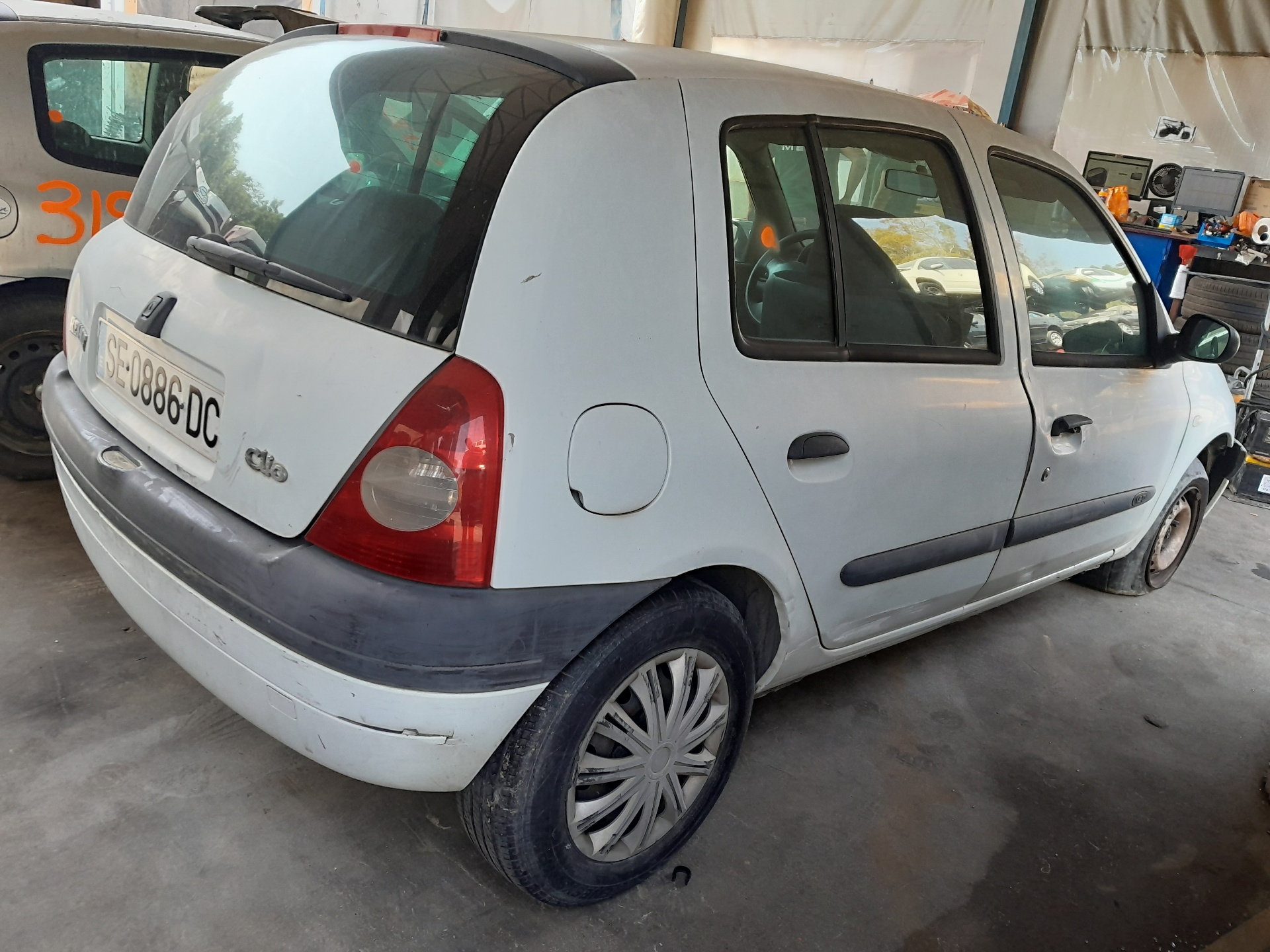 VAUXHALL Clio 2 generation (1998-2013) Задна дясна задна лампа 8200071414 20439443