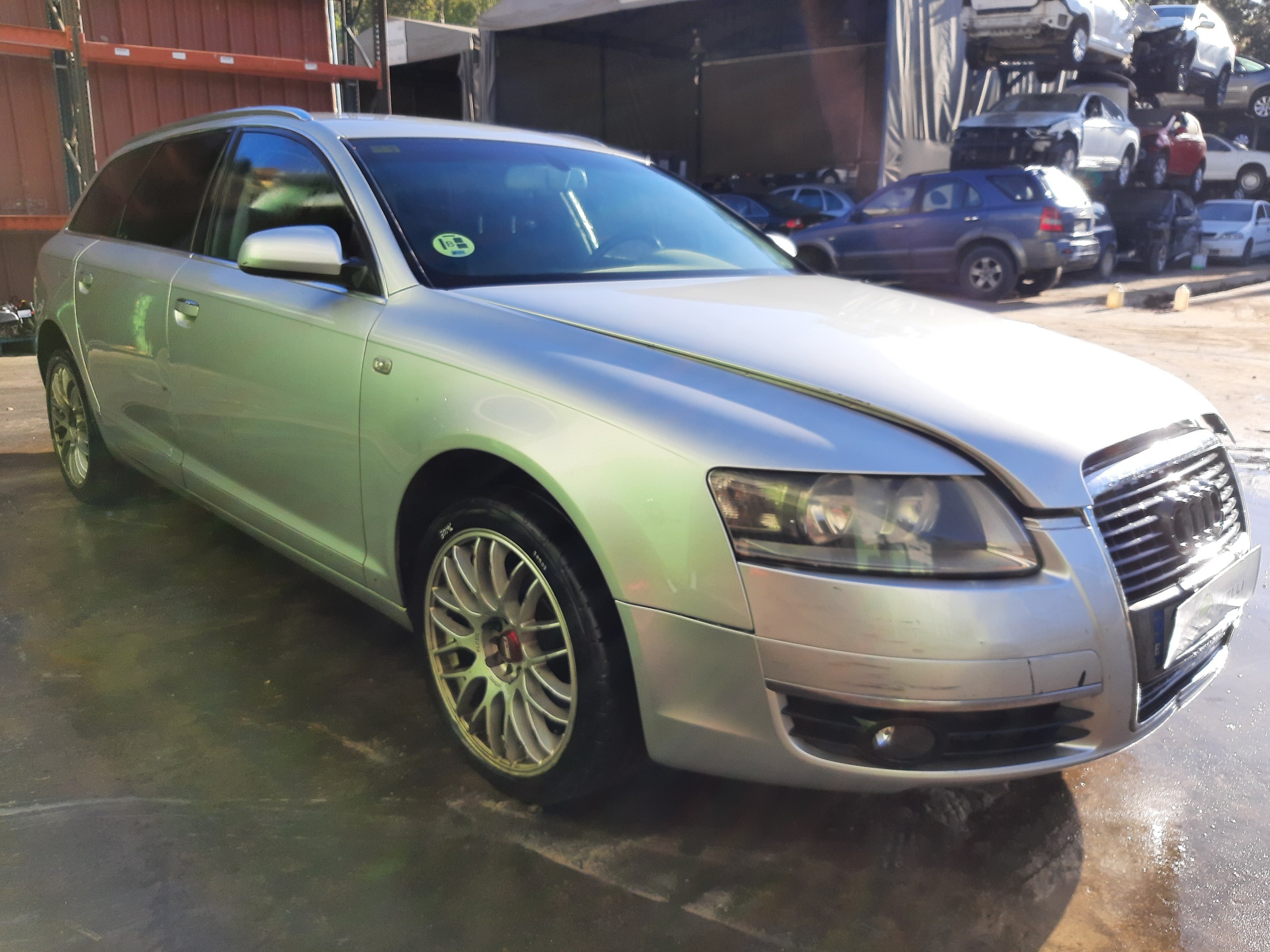 DODGE A6 C6/4F (2004-2011) Маторчик стеклоподъемника передней правой двери 4F0959802D 23018340