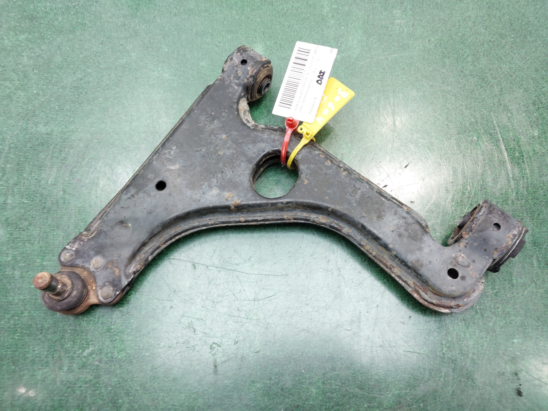 OPEL Corsa B (1993-2000) Braț de control inferior dreapta față 24454478 23013689