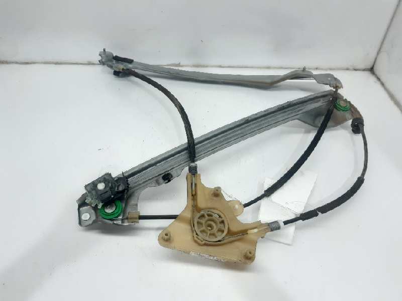 RENAULT Laguna 3 generation (2007-2015) Front Right Door Window Regulator 807000002R 20173128