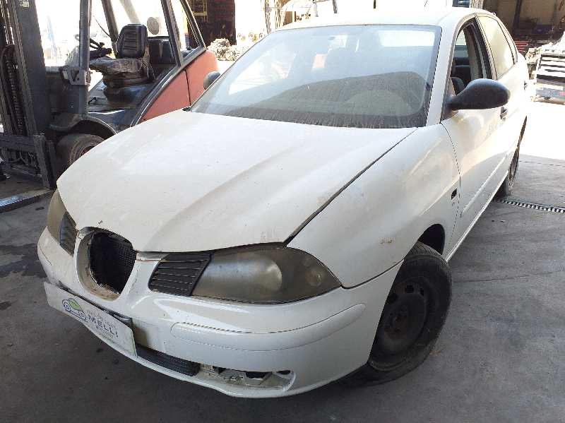 SEAT Cordoba 2 generation (1999-2009) Rear left door window lifter 6L4839751 18386605