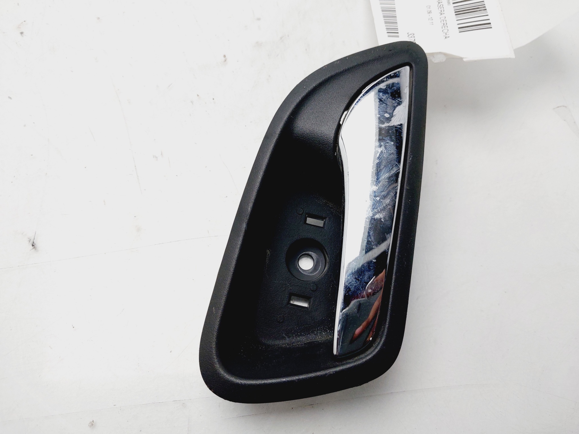 CHEVROLET Cruze 1 generation (2009-2015) Poignée d'ouverture interne arrière droite 96845901 25590668