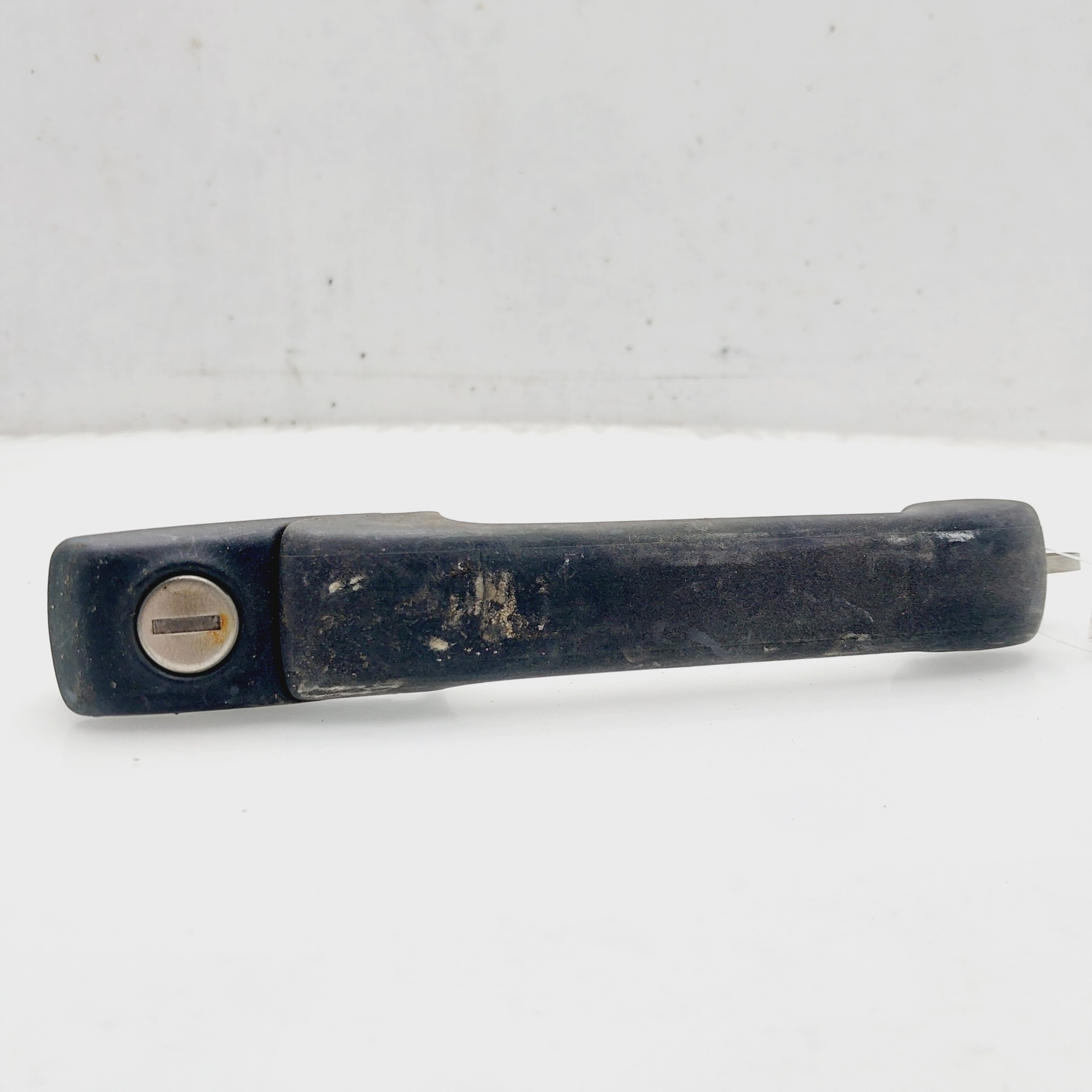 VOLKSWAGEN Vento 1 generation (1992-1998) Наружная ручка передней левой двери 1H0837209 24983524