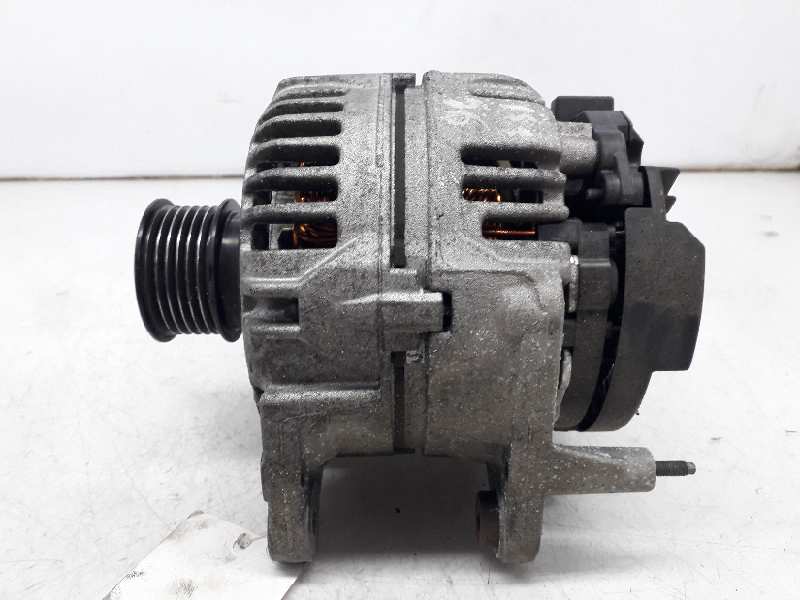 SEAT Leon 1 generation (1999-2005) Alternator 037903025M 24883500