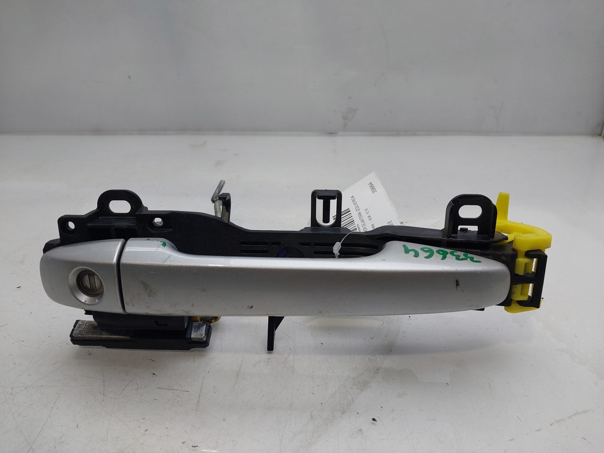 TOYOTA Verso 1 generation (2009-2015) Front Left Door Exterior Handle 6921105918 23665384