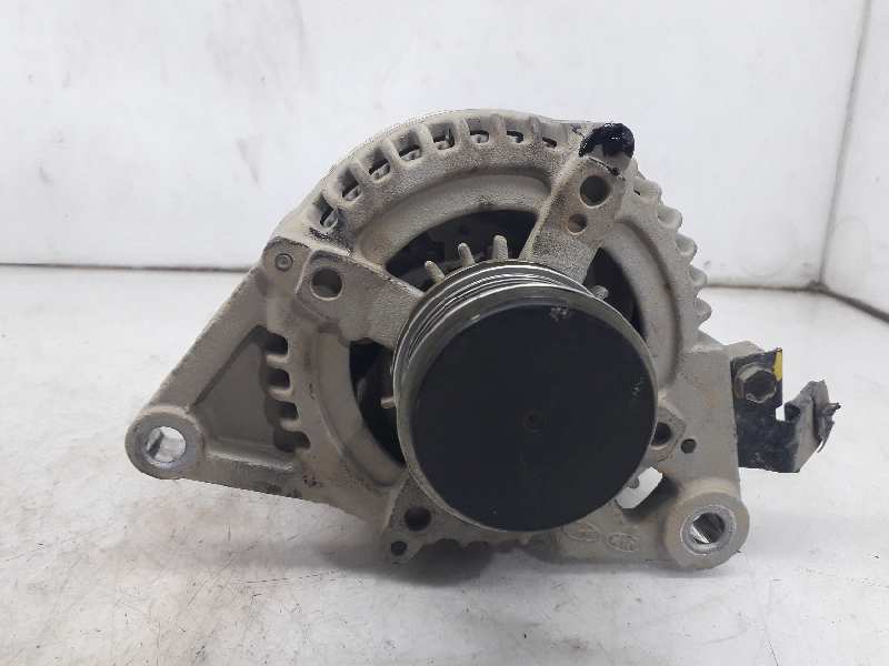 HYUNDAI Tucson 3 generation (2015-2021) Alternator 373002A700 20184233