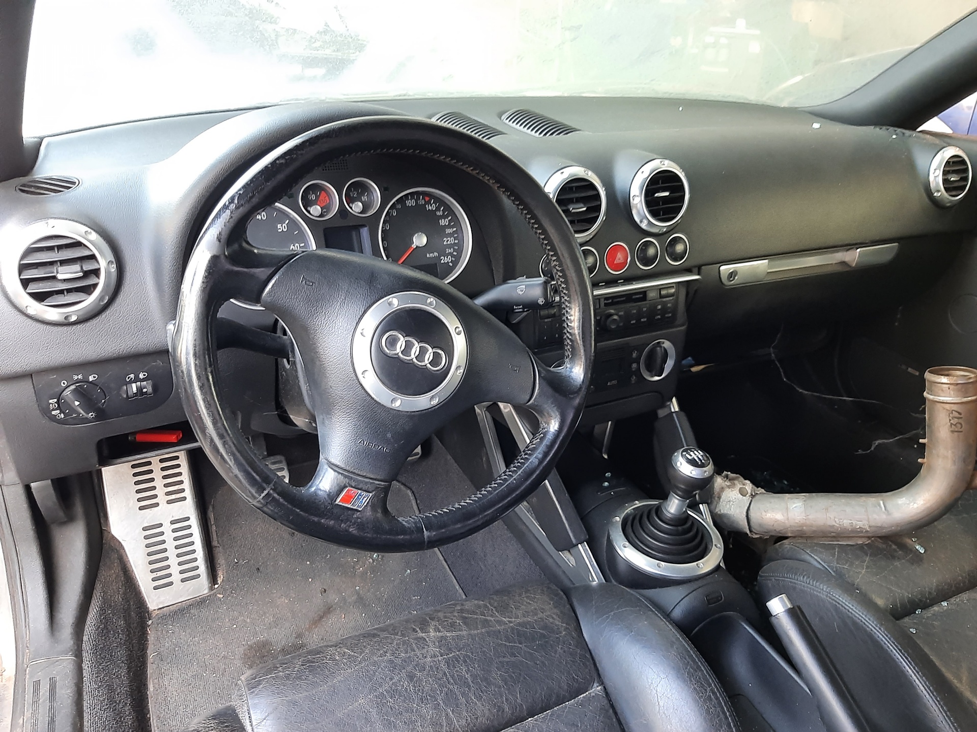 AUDI TT 8N (1998-2006) Høyre foran dør 8N0831052C 22491253