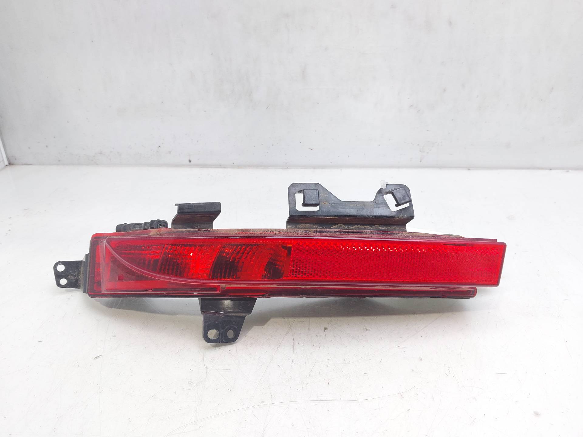 LAND ROVER Discovery Sport 1 generation (2014-2024) Other parts of the rear bumper FK7215K272 25179830