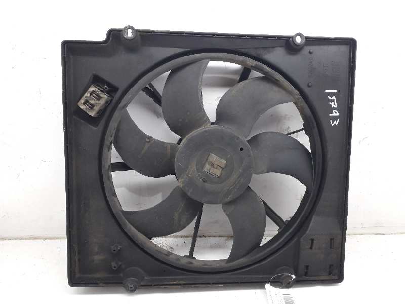 RENAULT Megane 1 generation (1995-2003) Diffuser Fan 7700421148 22036247