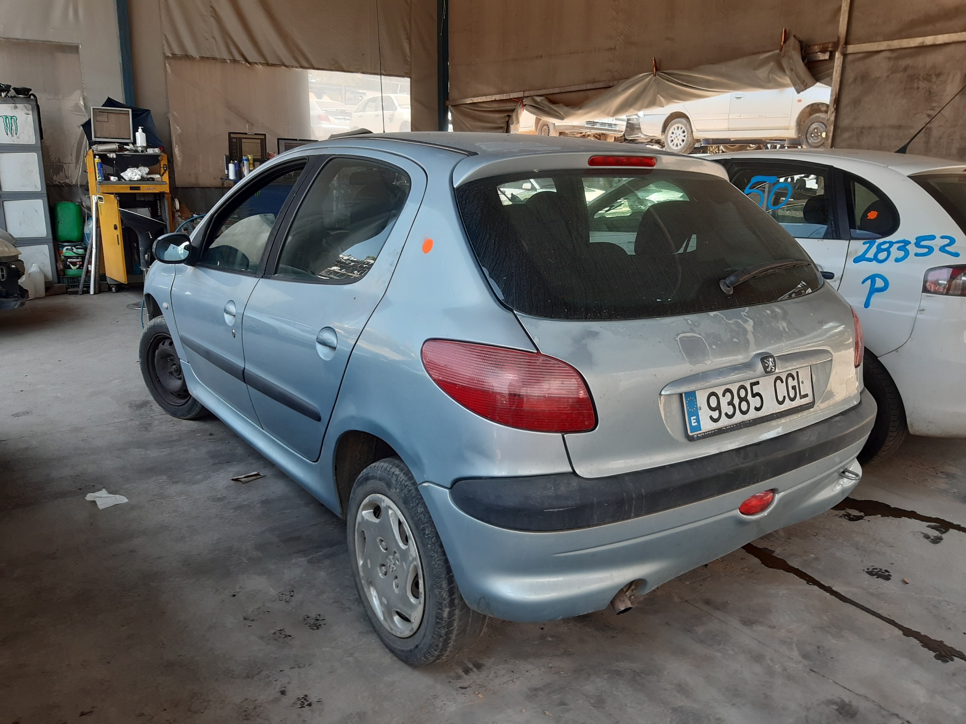 PEUGEOT 206 1 generation (1998-2009) Hátsó lökhárító 7013L0 22438021