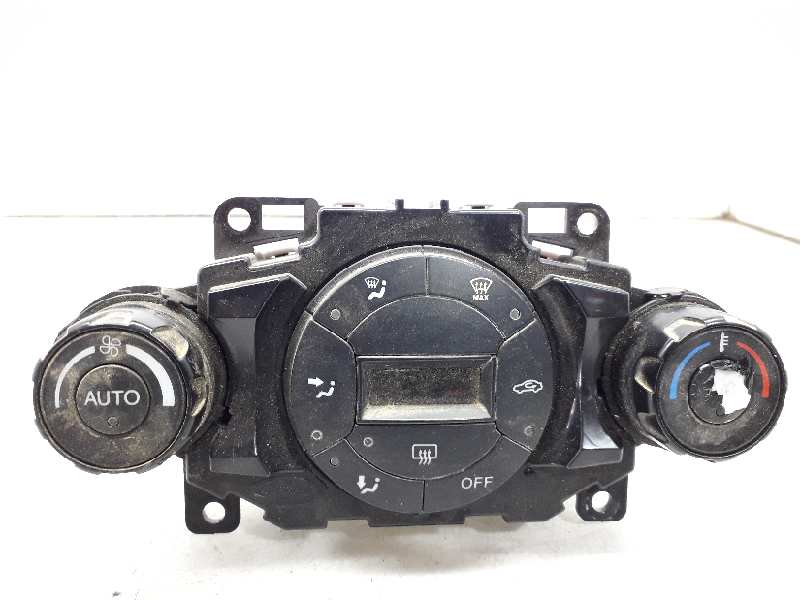 FORD Fiesta 5 generation (2001-2010) Klimato kontrolės (klimos) valdymas 8A6T18C612 20188045