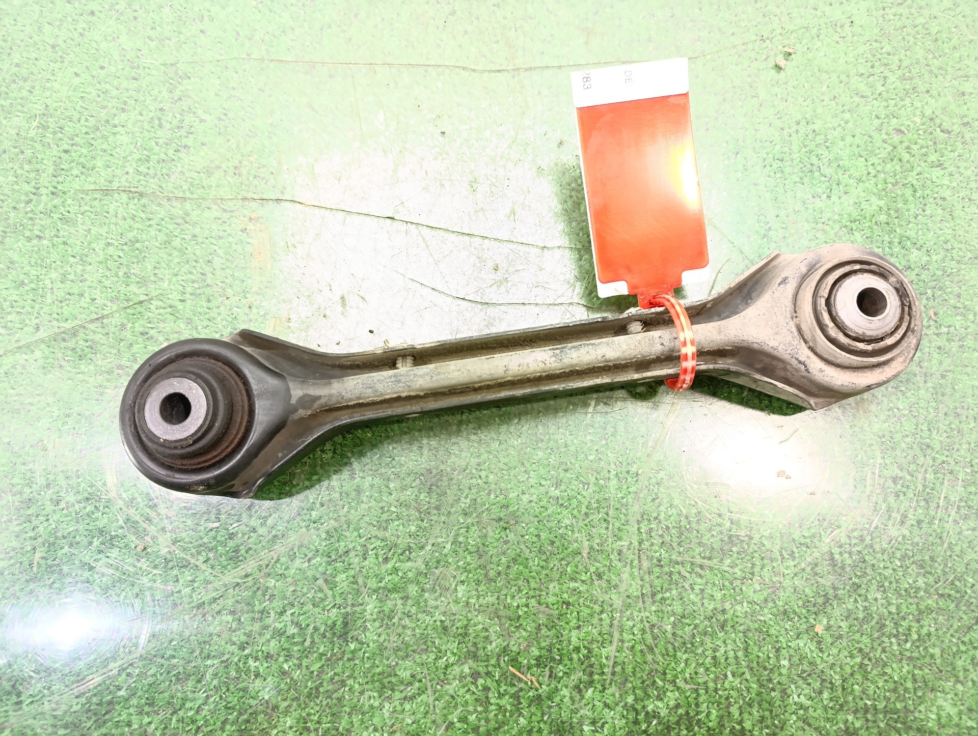 Brazo de la suspensión inferior trasero derecho 204D4 33326763473 de Bmw 3 (e90) 2007-2010 - pieza usada