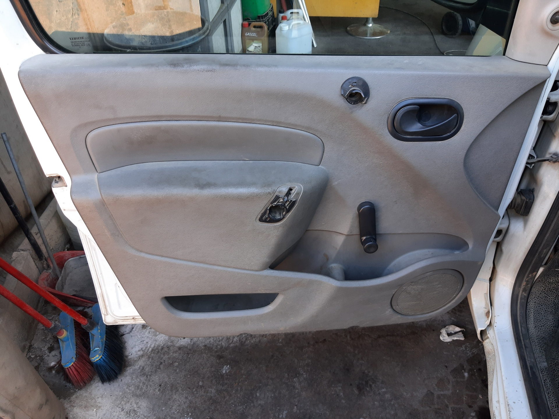 RENAULT Kangoo 2 generation (2007-2021) кнопка опасности 8200214896A 21697958