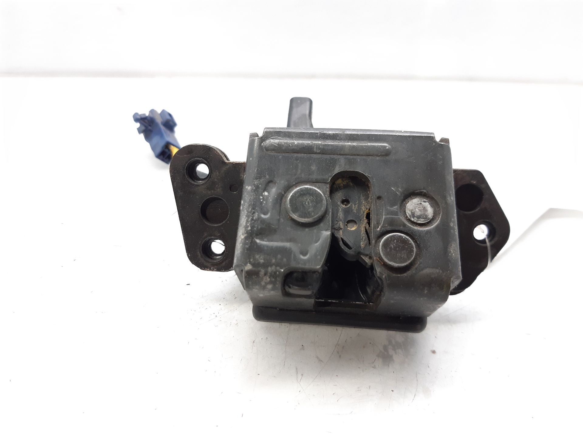 TOYOTA Yaris 2 generation (2005-2012) Замок крышки багажника 6935052261 18663354