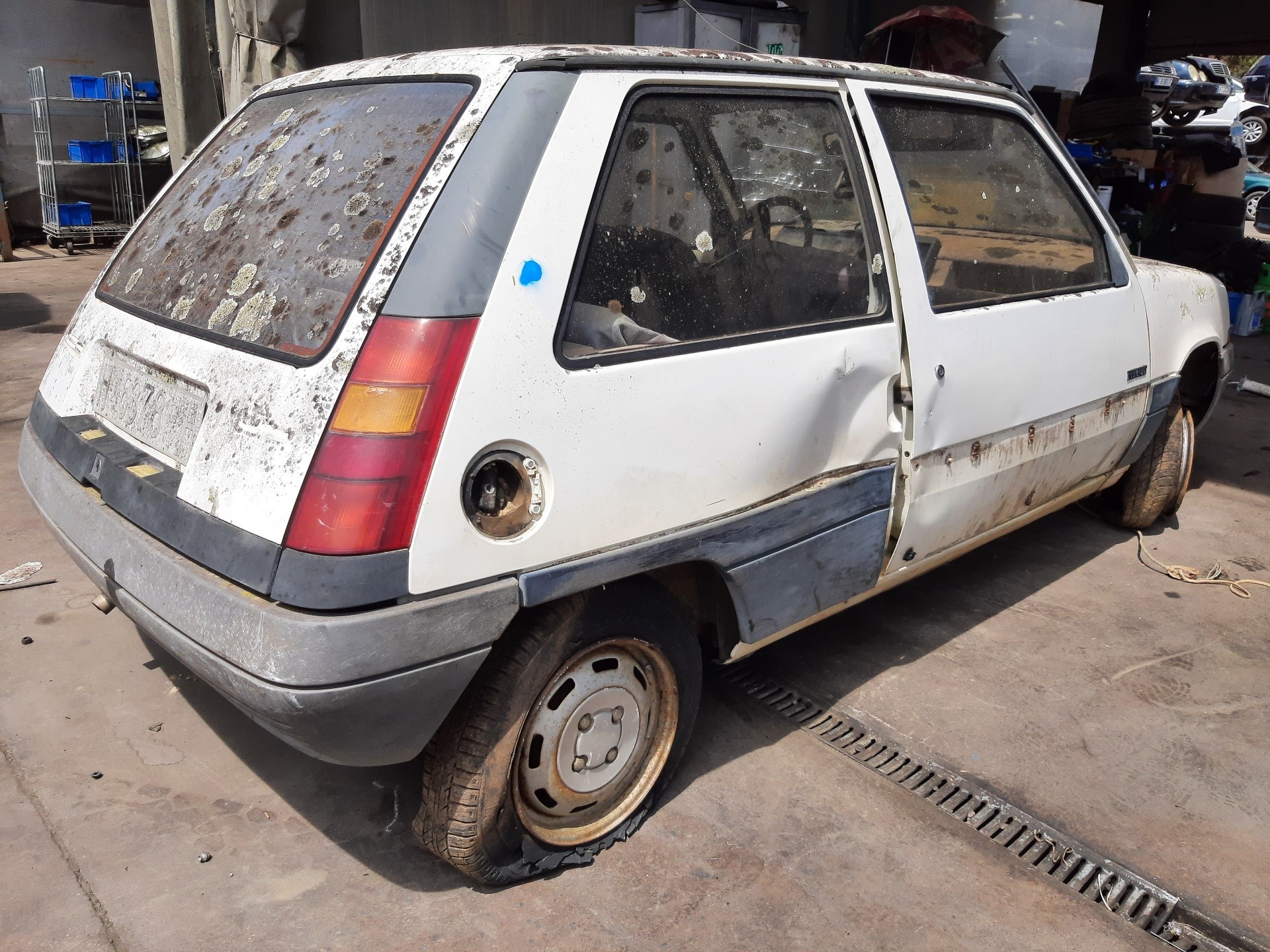 SEAT Alhambra 2 generation (2010-2021) Бампер передний 7700776867 25576136