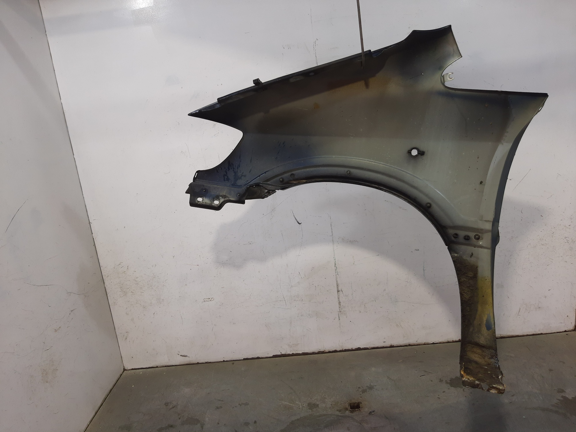 OPEL Corsa B (1993-2000) Priekšējais labais spārns 9195345 22495050