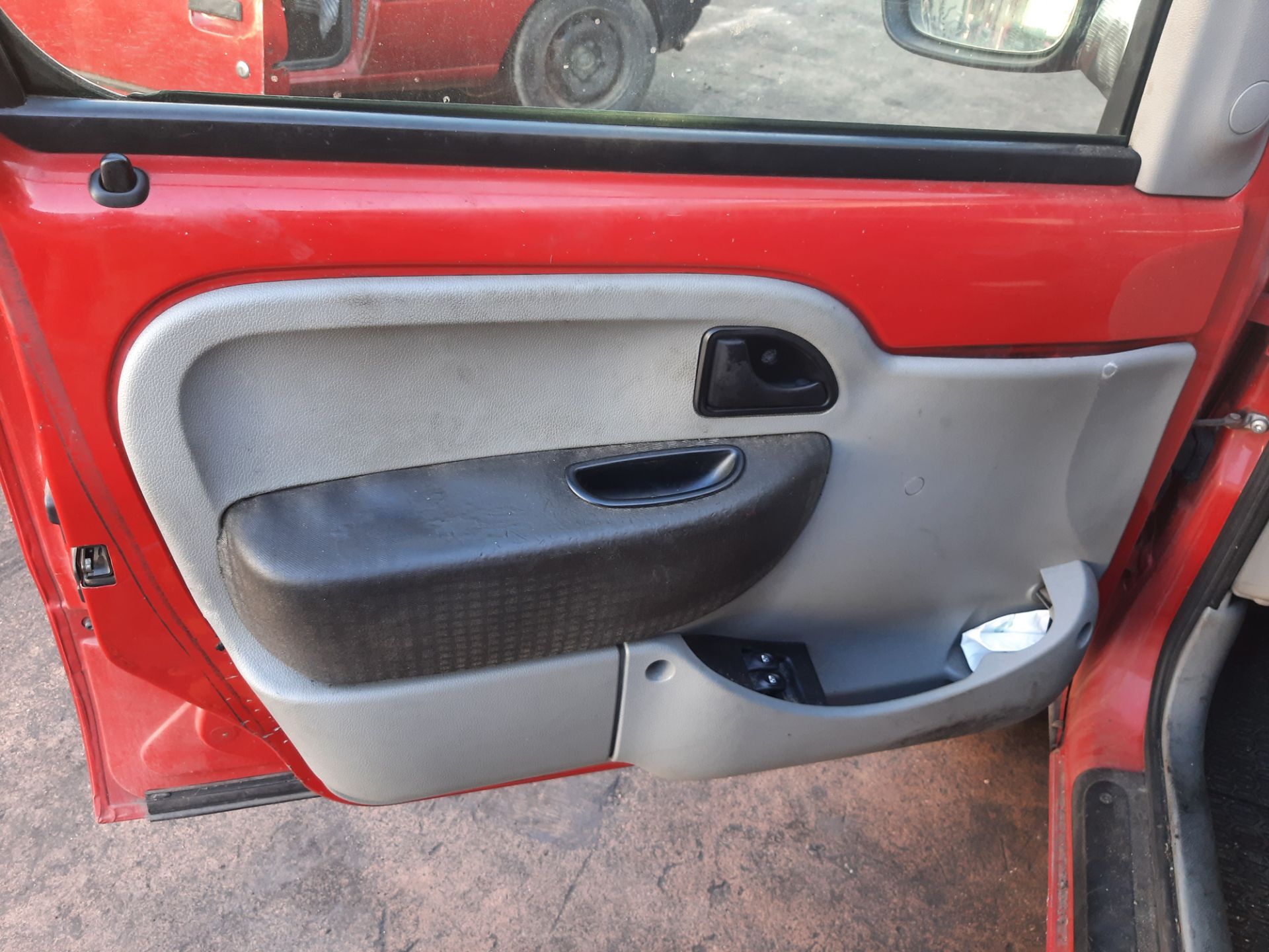 FORD Left Side Sliding Door 7751473602 25687531