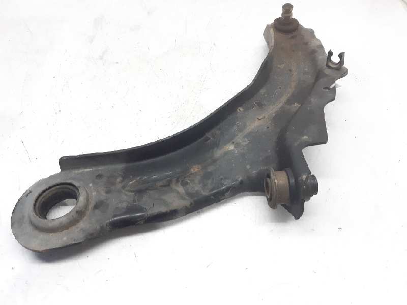 RENAULT Megane 2 generation (2002-2012) Front Left Arm 8200255760 18615200