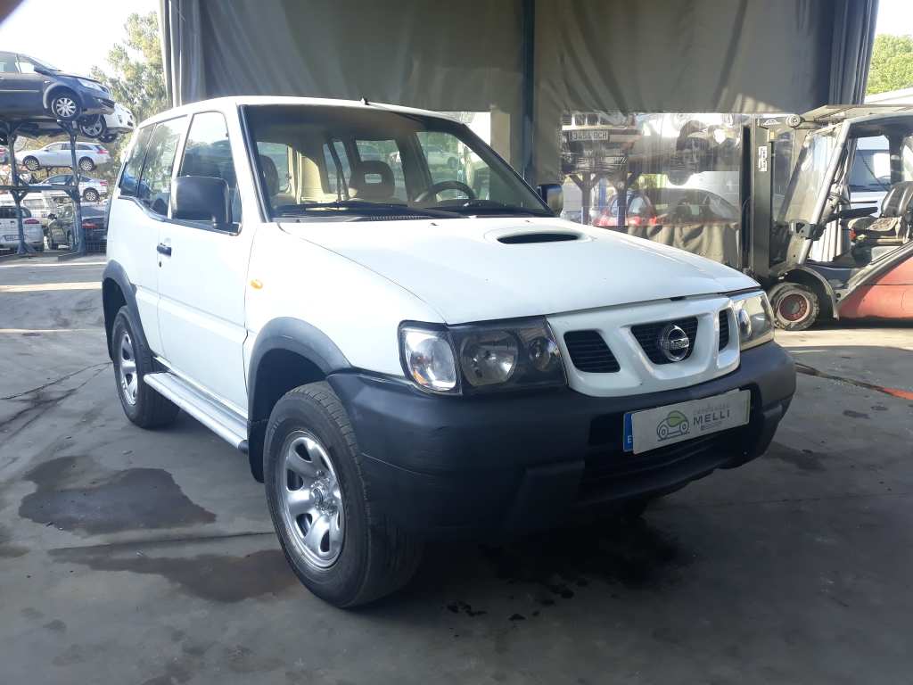 NISSAN Terrano 2 generation (1993-2006) Vasemman etuoven sisäkahvan kehys 8067190J00 20195017