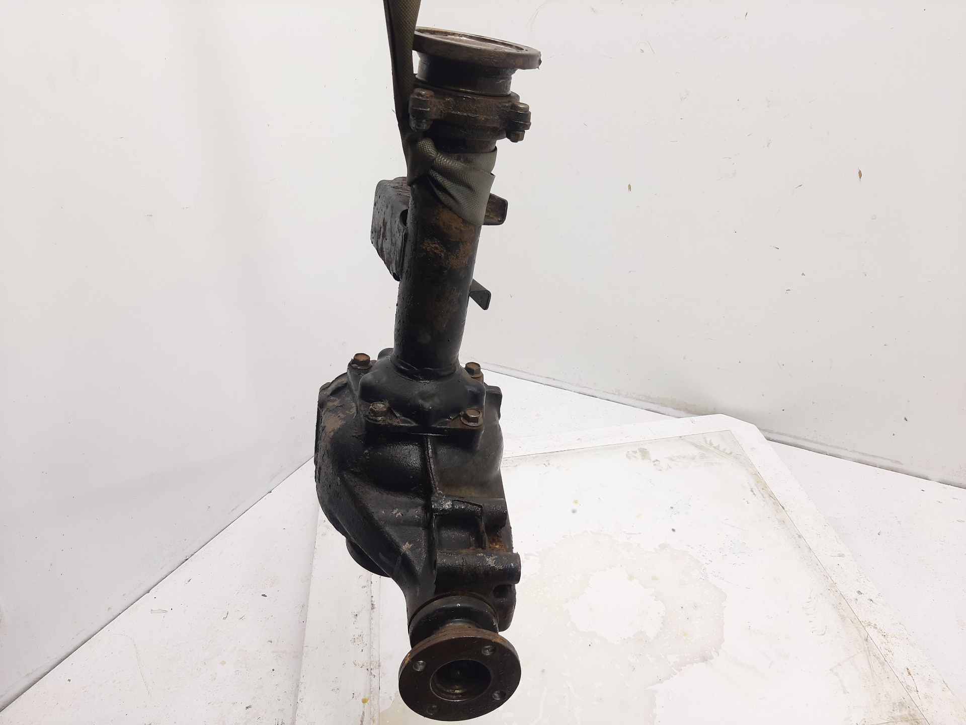 VOLVO Terrano 2 generation (1993-2006) Front Transfer Case 38500G2310 22495666