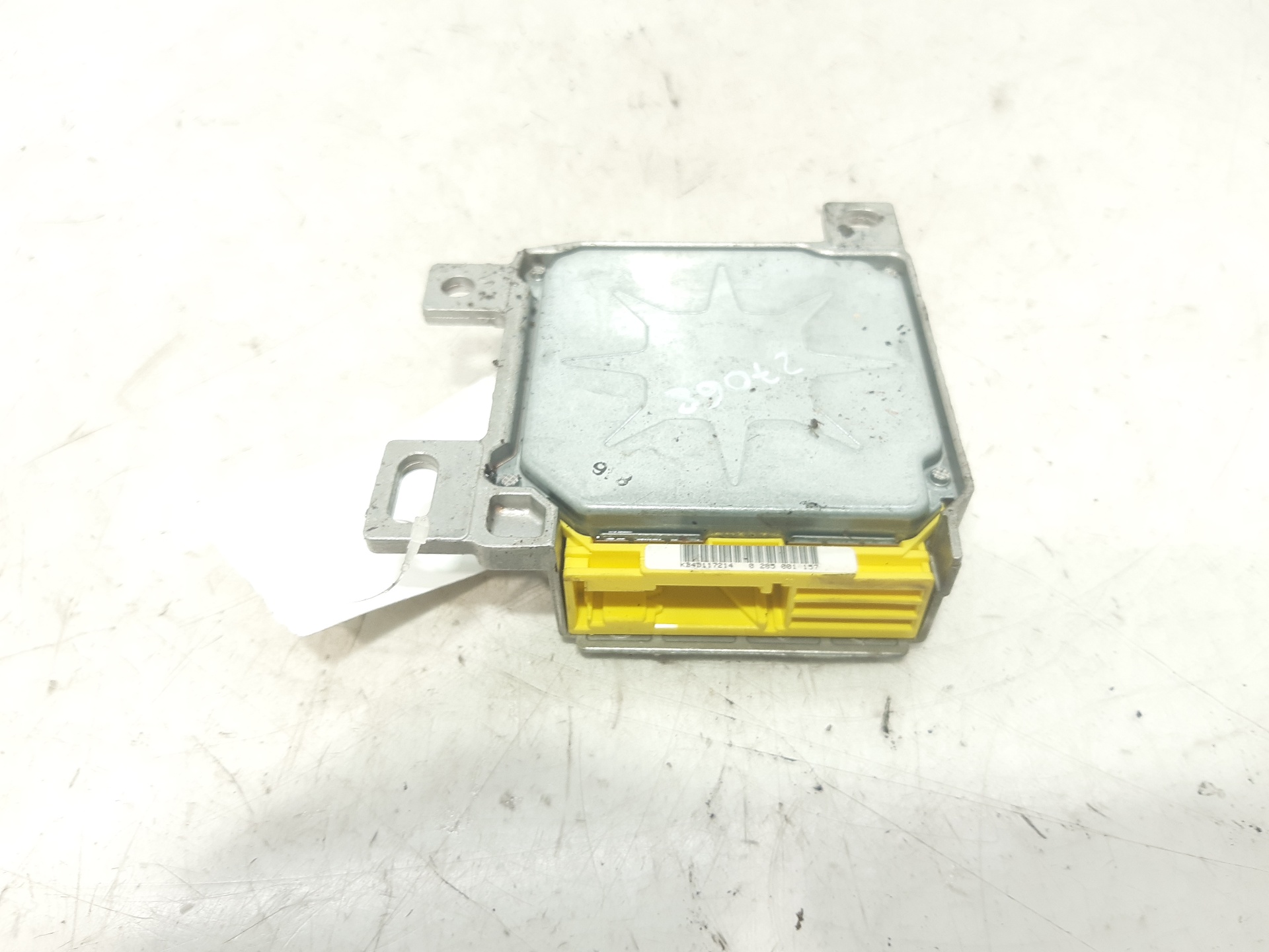 RENAULT Clio 3 generation (2005-2012) SRS Control Unit 7700428310 24045302