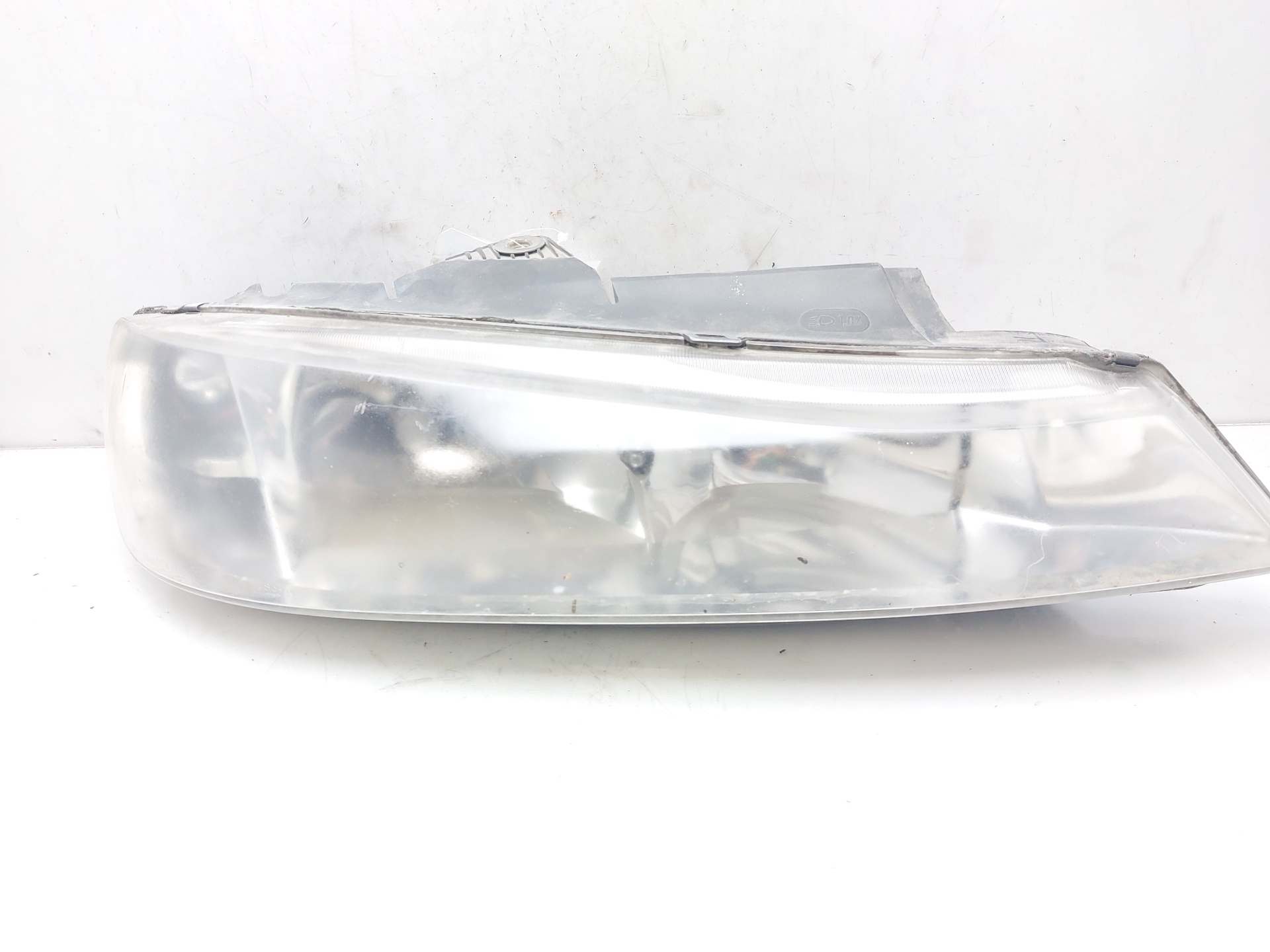 PEUGEOT 406 1 generation (1995-2004) Front Right Headlight 9630423177 25766896