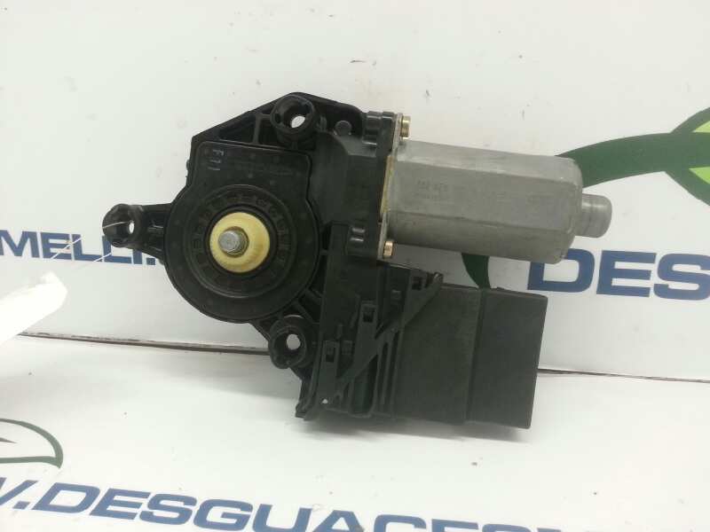 CHEVROLET Bora 1 generation (1998-2005) Rear Left Door Window Control Motor 0130821767 20165207