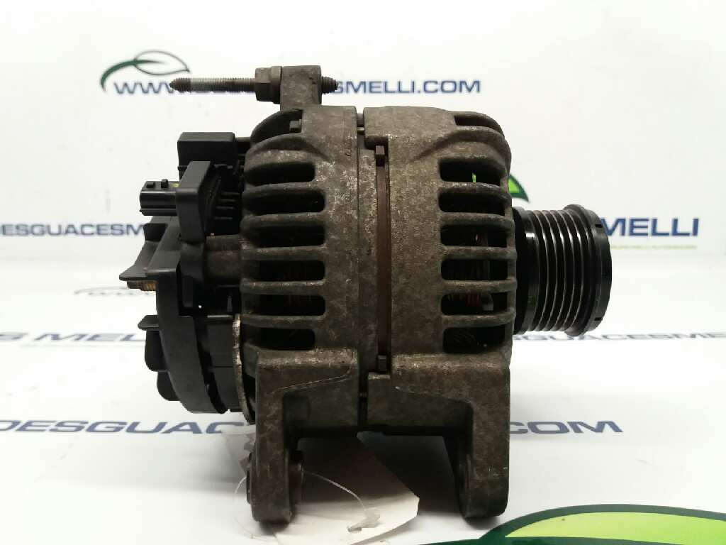 RENAULT Clio 2 generation (1998-2013) Alternator 8200390675 20168764