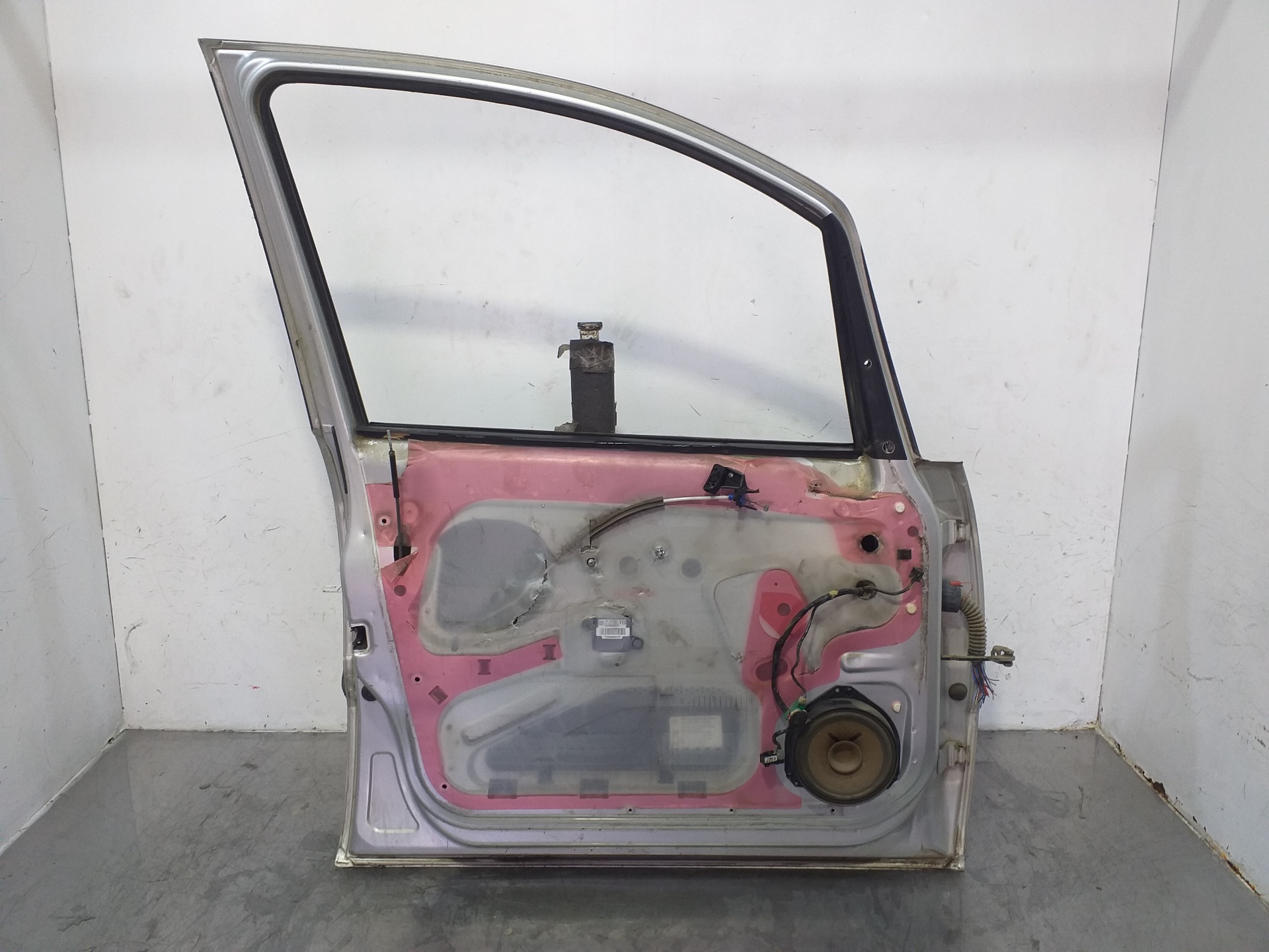 FIAT Front Left Door 13189979 25586398