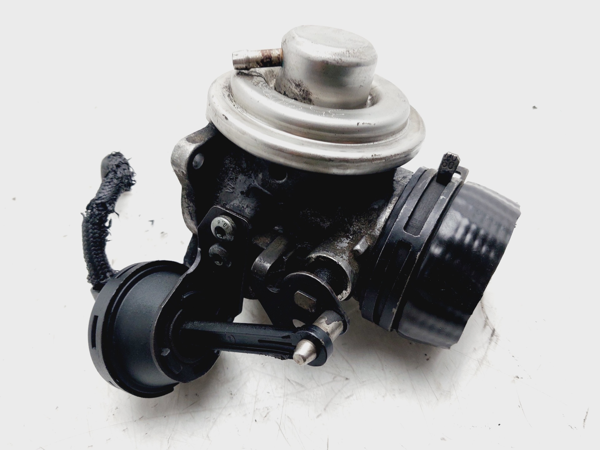 TOYOTA Camry XV40 (2006-2011) EGR Valve 038131501E 27320191